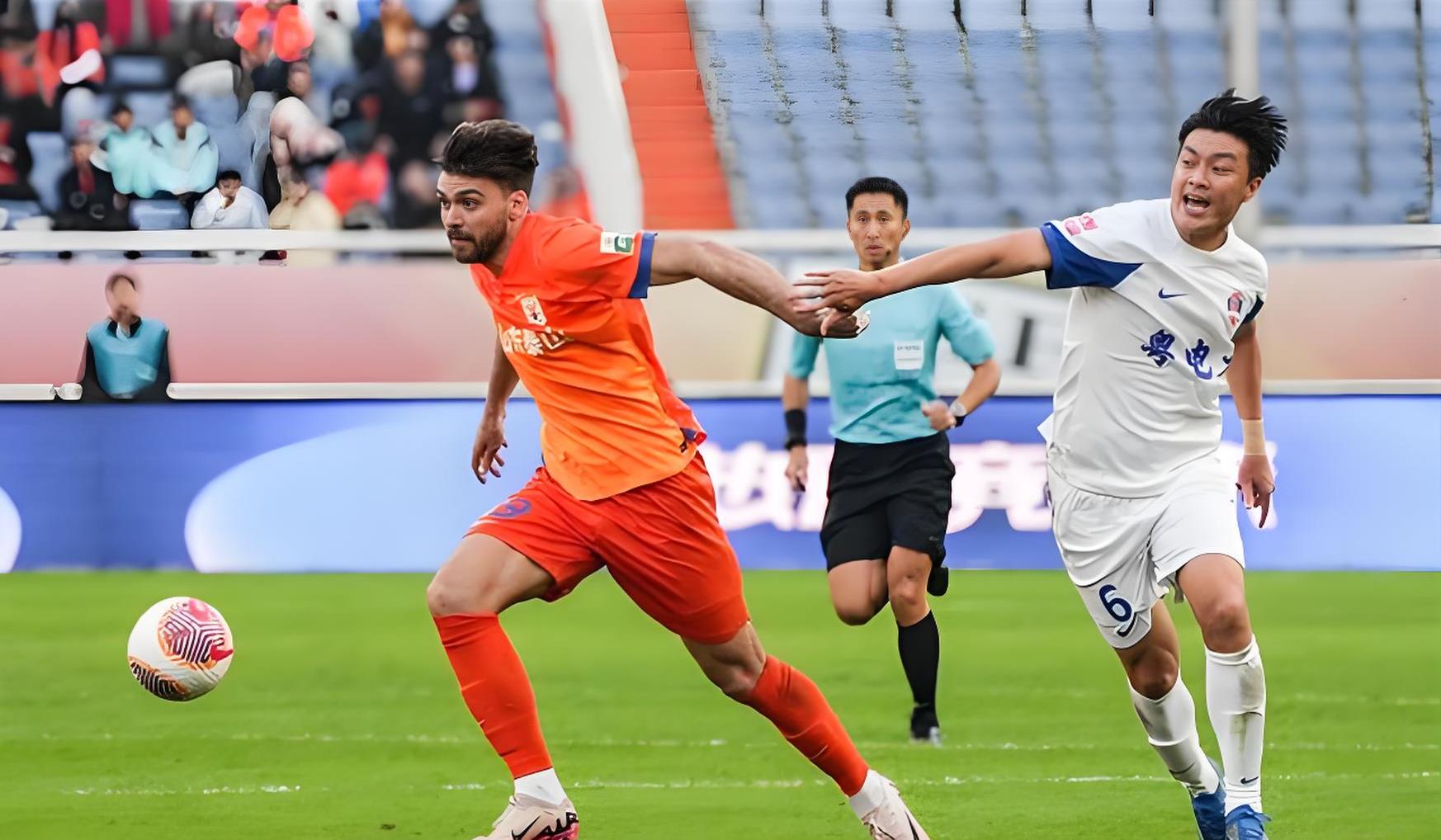 今晨突围战来临,山东泰山围绕法国杯完成体检,更衣室稳定,年轻球员得到机会的简单介绍 今晨突围战来临,山东泰山围绕法国杯完成体检,更衣室稳定,年轻球员得到机会的简单介绍